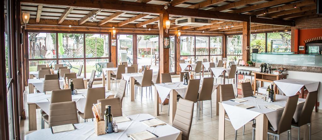 Hotel Johnson Peschiera del Garda Eksteriør billede
